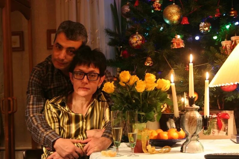 Жена льва шлосберга фото Льва Шлосберга оштрафовали на 20 тысяч рублей за предложение протестующим 23 янв