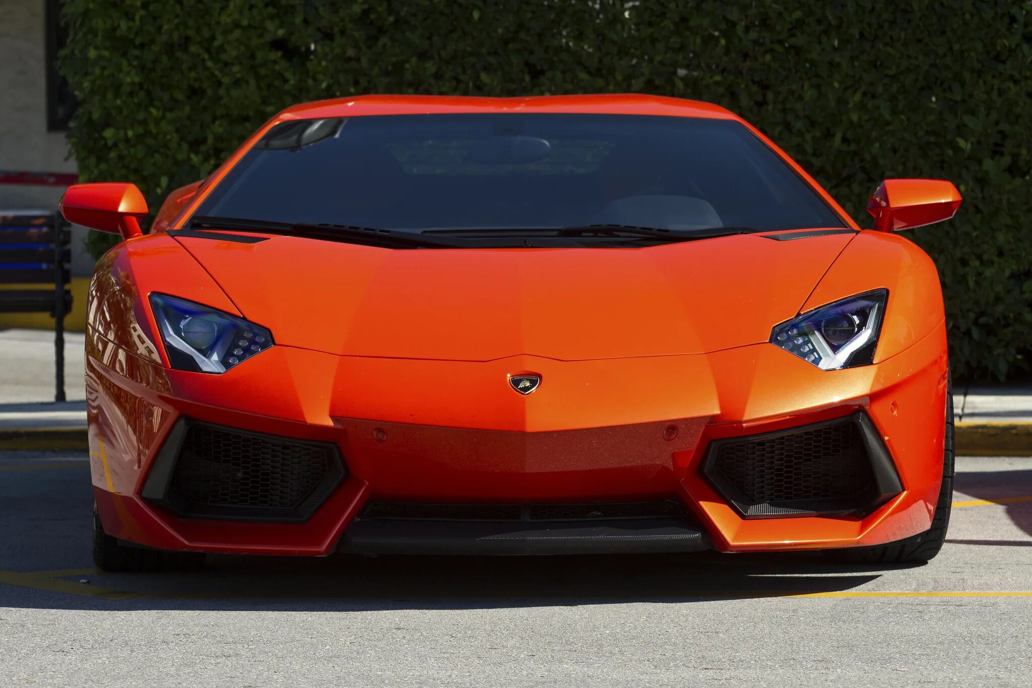 Как называется ламборгини. Lamborghini aventador lp700-4 оранжевый. ламборджини авентадор оранжевый. ламборгини авентадор а4. lamborghini aventador оранжевая.
