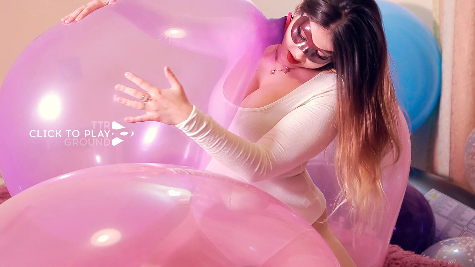 Песня house of balloons glass table girls. Таня +Looner. Девушка Looner. Girl Looner Balloons Анастасия Васильевна. Катрин Галеева Looner.