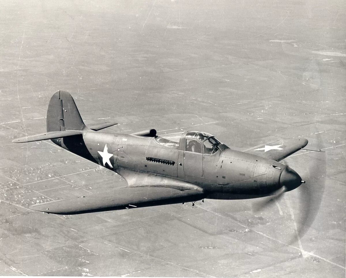 P-39 Airacobra. Истребитель Аэрокобра р39. Bell p-39 Airacobra. Аэрокобра Девятаева. Самолеты истребители второй мировой