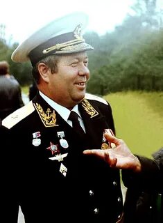Покажи командира