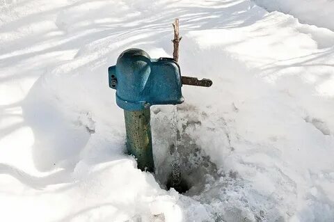 Замерзает колонка