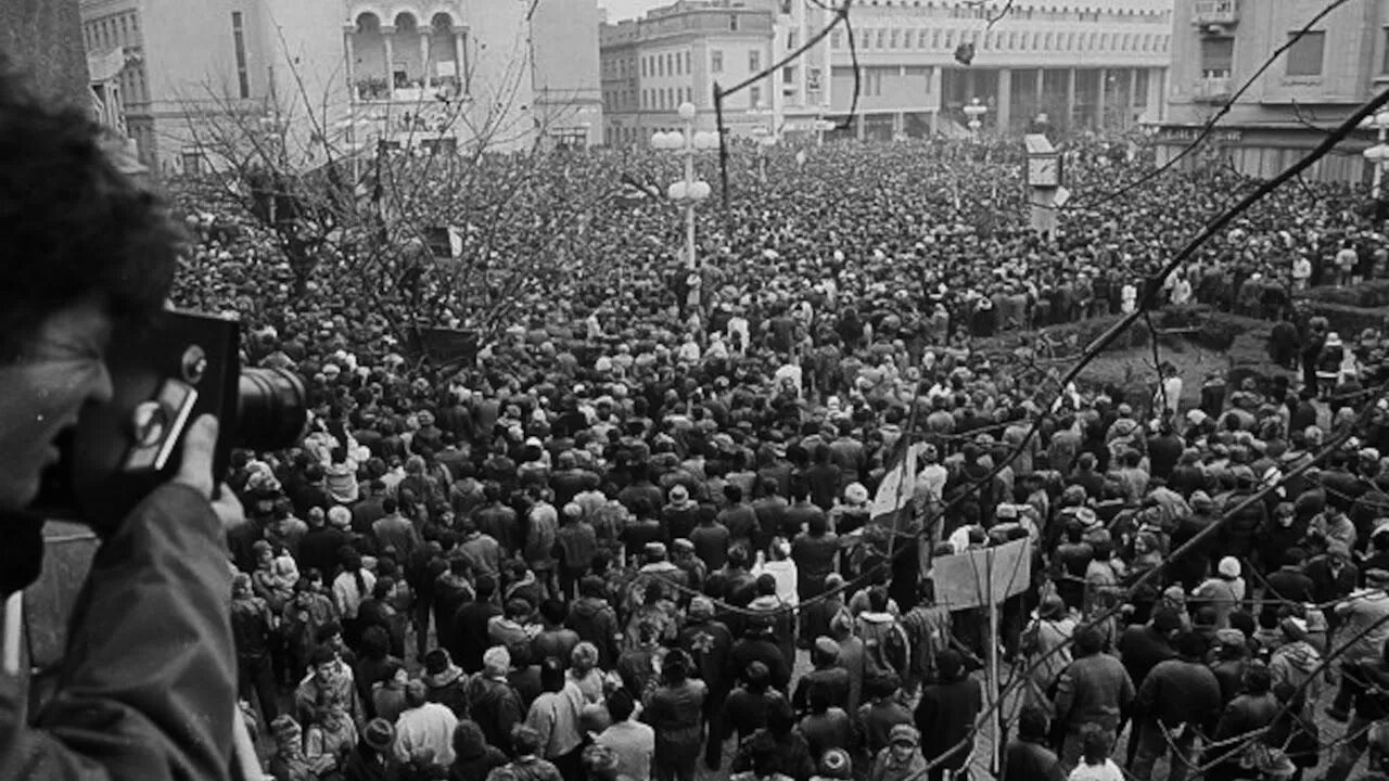 Венгрия революция 1989-1990. Бархатная революция в венгрии. Венгрия 1989. Демократия в венгрии. Венгрия революция 1989-1990.