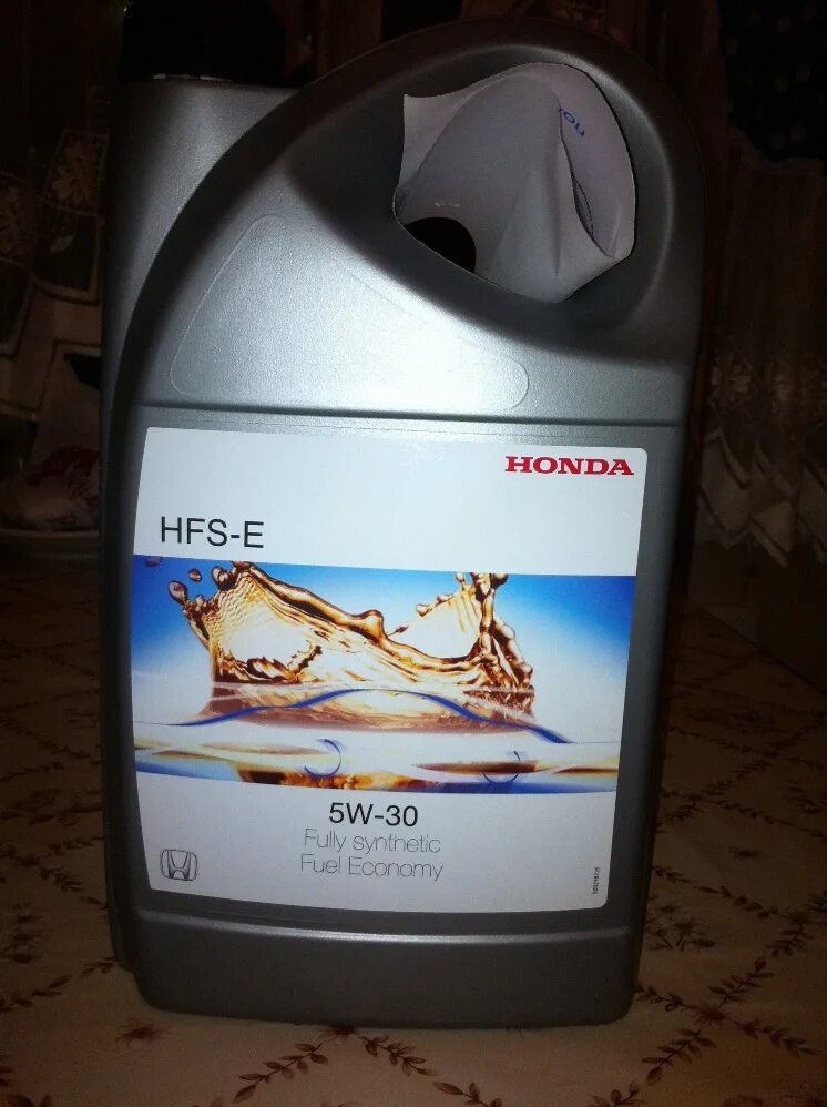 Какое масло лить в аккорд 8. Масло моторное honda hfs-e 5w30. honda accord масло. оригинальное масло хонда аккорд 7. масло honda cr-v hfs e.