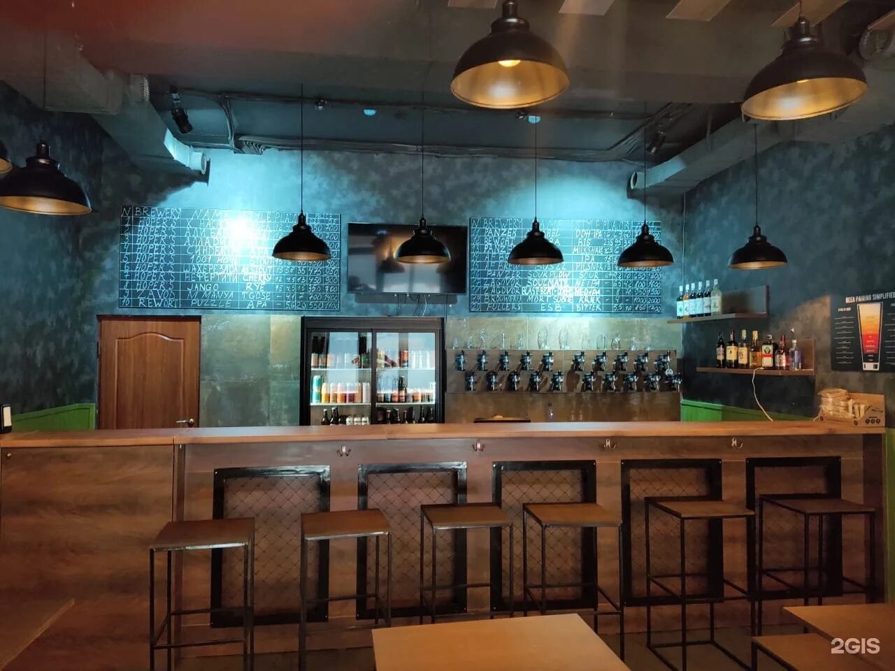 Lounge bar, бузулук. Хард рок кафе алматы. Бар кальянная алматы. Бар в казахстане. Кальян казахстан бар.
