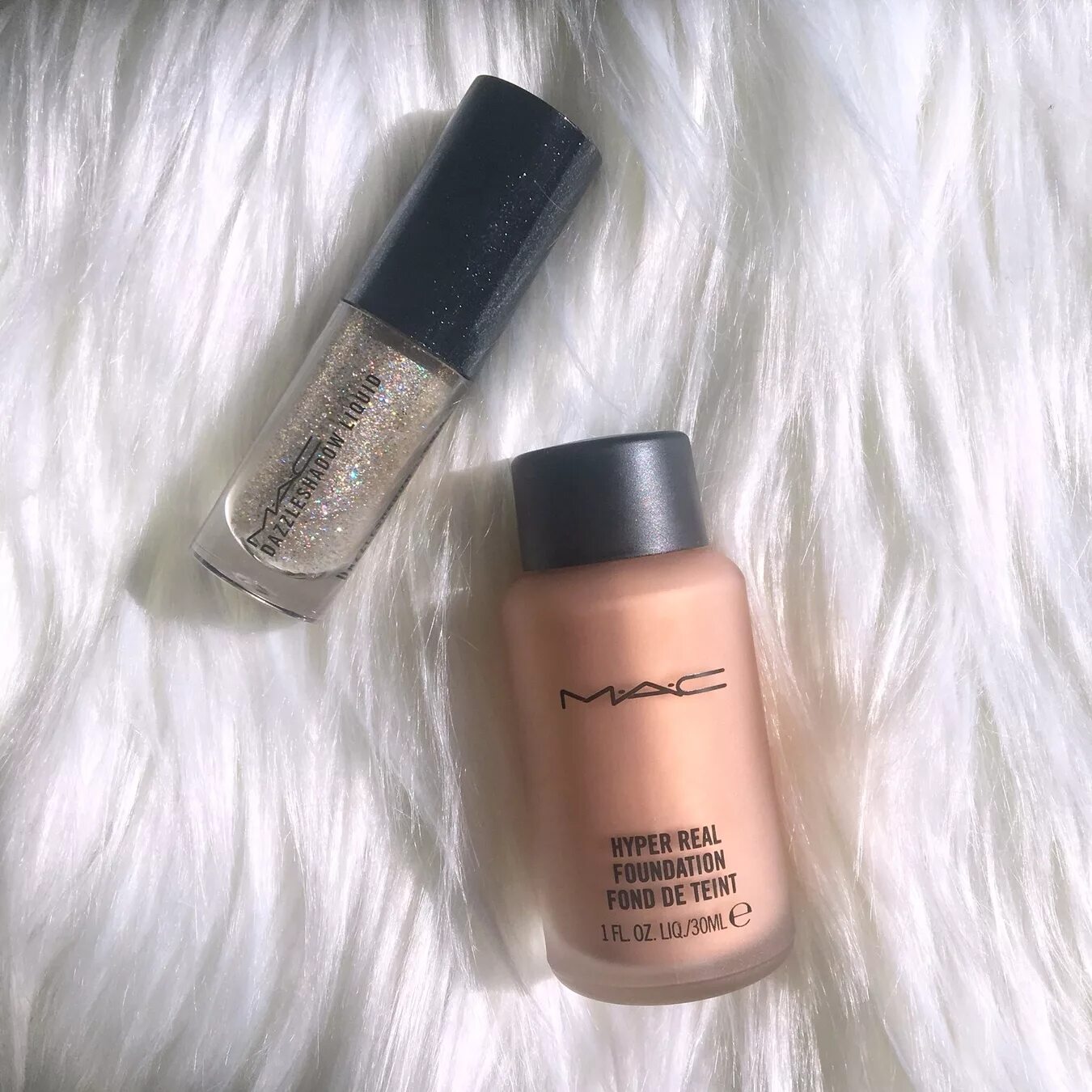 Hyper real mac. Hyper real foundation mac. хайлайтер от мак жидкий. mac not afraid to sparkle.
