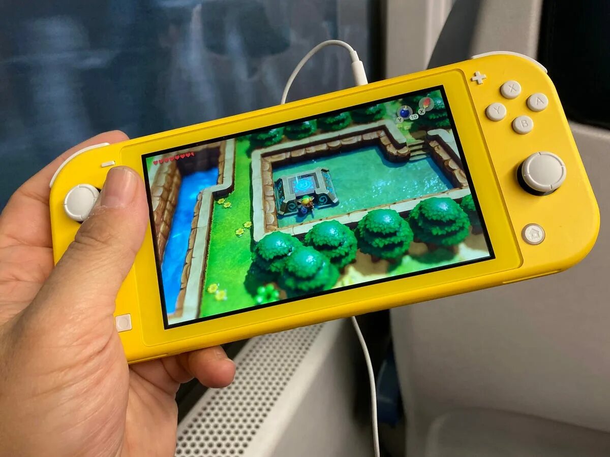 Чип для nintendo switch. Нинтендо свитч Лайт. Портативная игровая консоль Nintendo Switch Lite. Чип Нинтендо свитч. Игры на Нинтендо свитч Лайт.