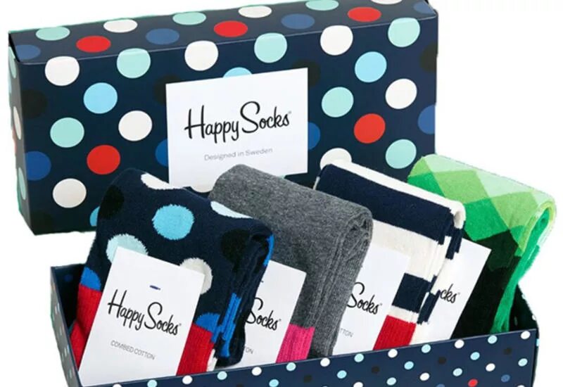 Дарить носки мужчине. Носки в подарок. Носки в подарочной упаковке. Носки подарочные мужские. Подарочный набор носков.