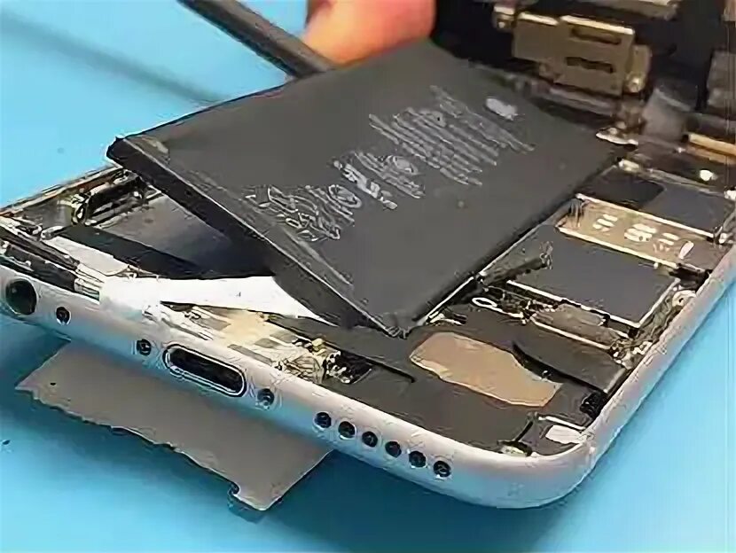 Замена акб iphone 11. Акб iphone 11. Застрял слот для сим карты. Замена аккумулятора iphone 7. Замена батареи айфон спб.