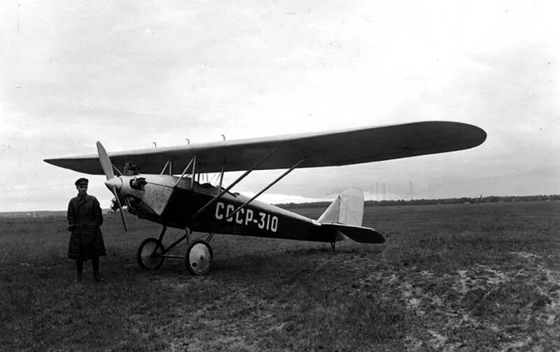 Яковлев АИР-3. Яковлев АИР-4. АИР-3 Пионерская правда самолет. Первый моноплан а. с. Яковлева АИР-3.