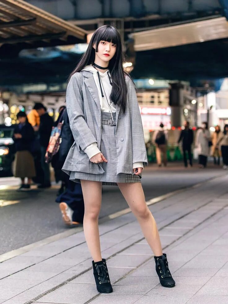 Токийские одежда. Токио Street Fashion 2019. Tokyo Street Style 2022. Корейская уличная одежда для девушек. Корейский уличный стиль.