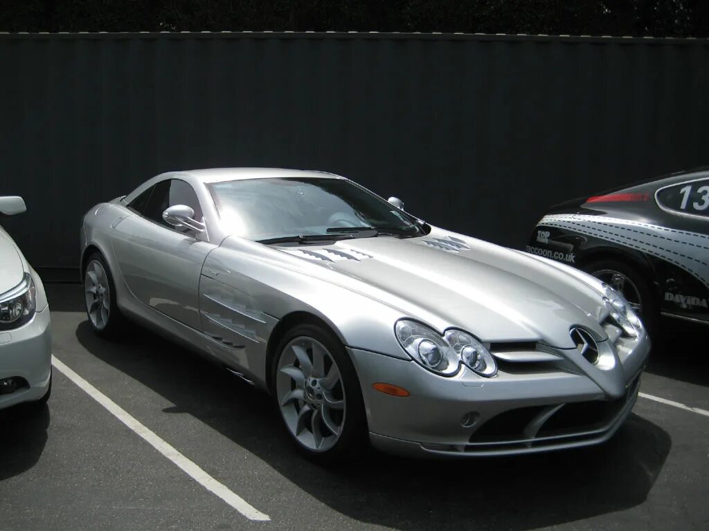 Гт мерседес макларен. Mercedes benz slr mclaren 2005. Slr mclaren 722. Mercedes benz slr mclaren 2005. Slr mclaren характеристики.