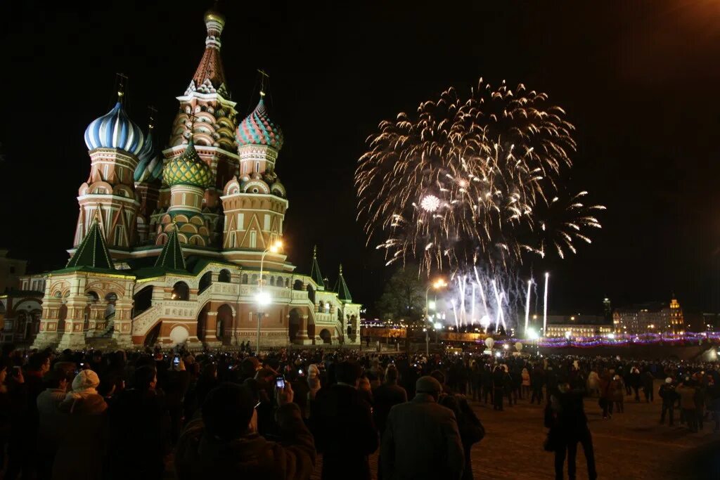 31 декабря 2009. Москва 31 декабря. Москва 30 декабря 2009. Москва новый год елка на красной площади 2021 салют фото.