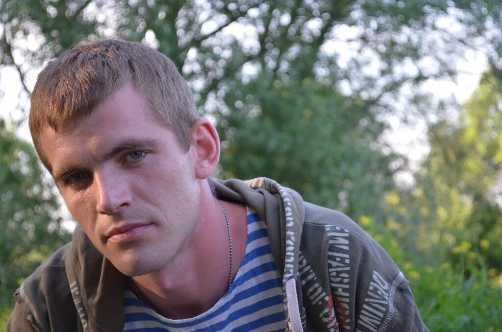 авдеев никита владимирович. парни обычный коля. антон фонарев.