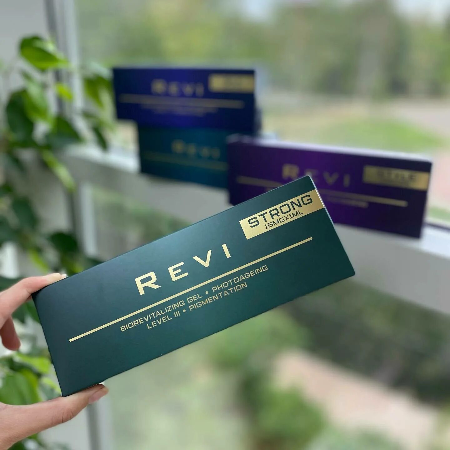 Препарат revi silk 2. Препарат revi биоревитализация отзывы. Реви стронг 2 биоревитализант. Препарат реви стайл для биоревитализации. Реви силк 2 мл биоревитализант.