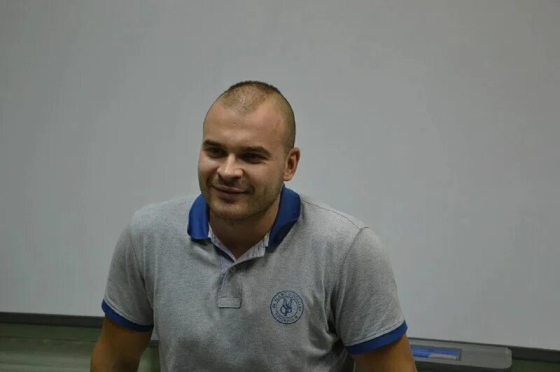 максим марцинкевич. тесак 2023. тесак 2023. максим марцинкевич реструкт. максим марцинкевич 2019.