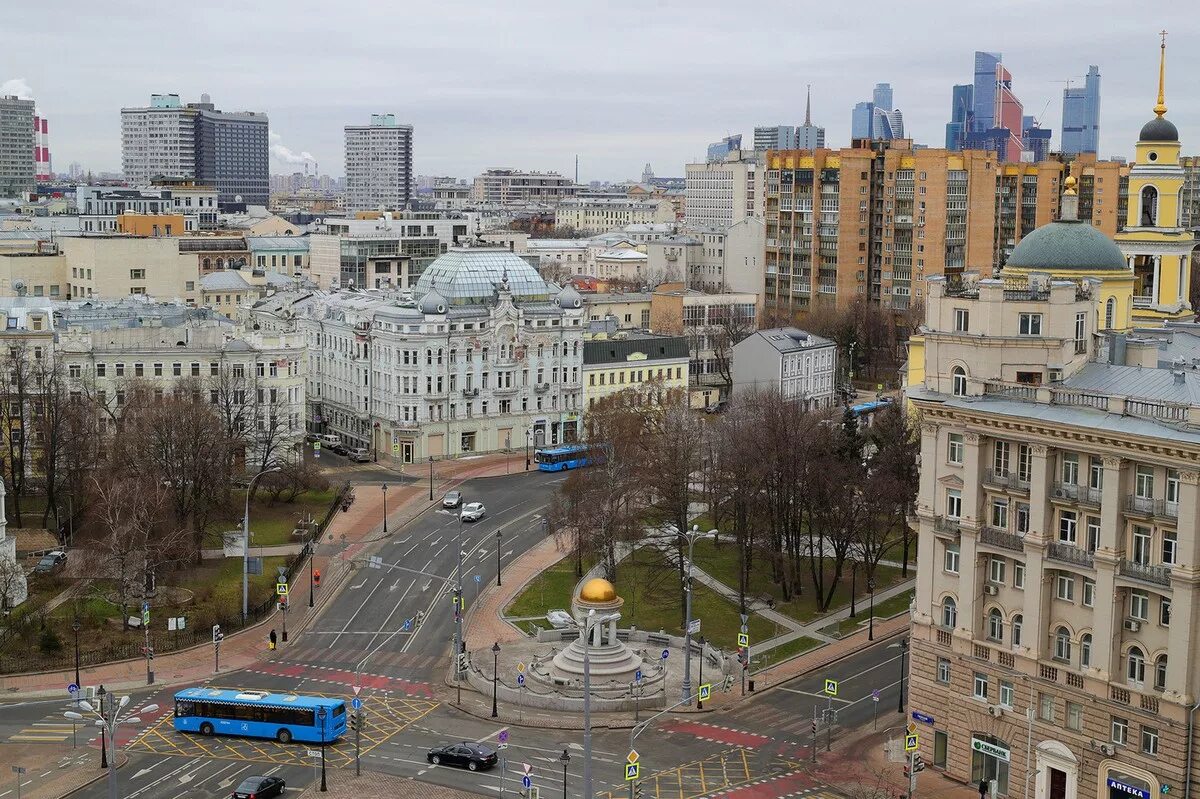 14 56 по москве. Обзорная экскурсия по москве. 14 56 по москве. Шоссе энтузиастов 56с32. Мичуринский проспект 56 москва.