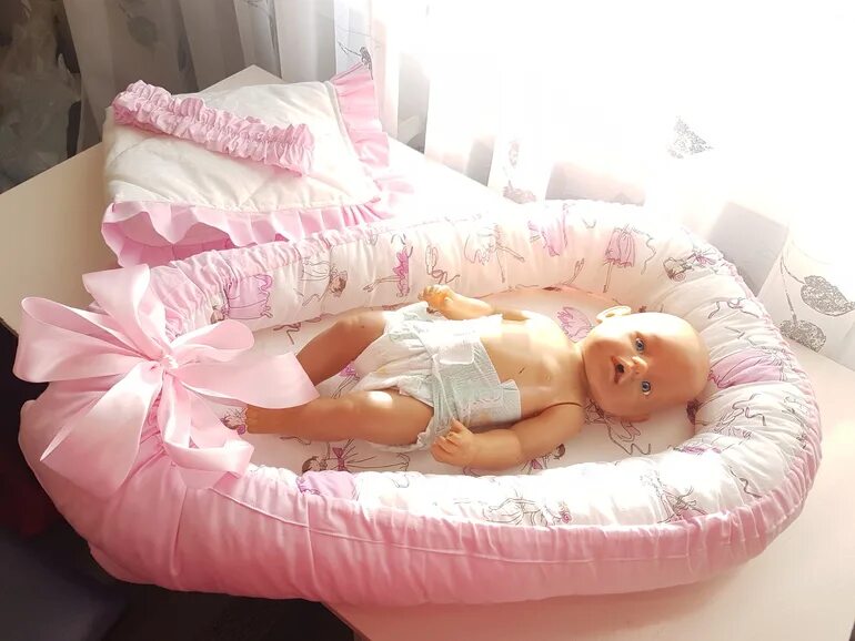 кроватка для новорожденного. кокон для сна новорожденного. новорожденный спит в коконе. Babyboom кокон гнездо. кокон зевушка продавился.