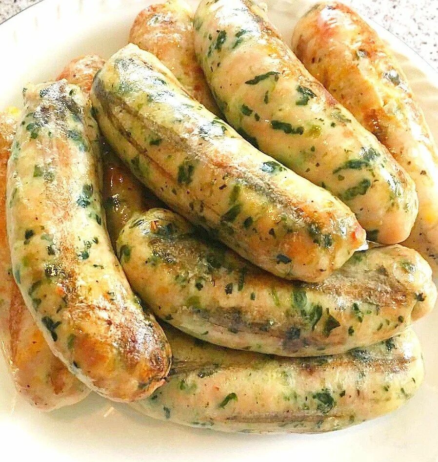 Колбаски пп. Овощные колбаски. овощные сосиски. куриные колбаски с сыром. домашние куриные колбаски.