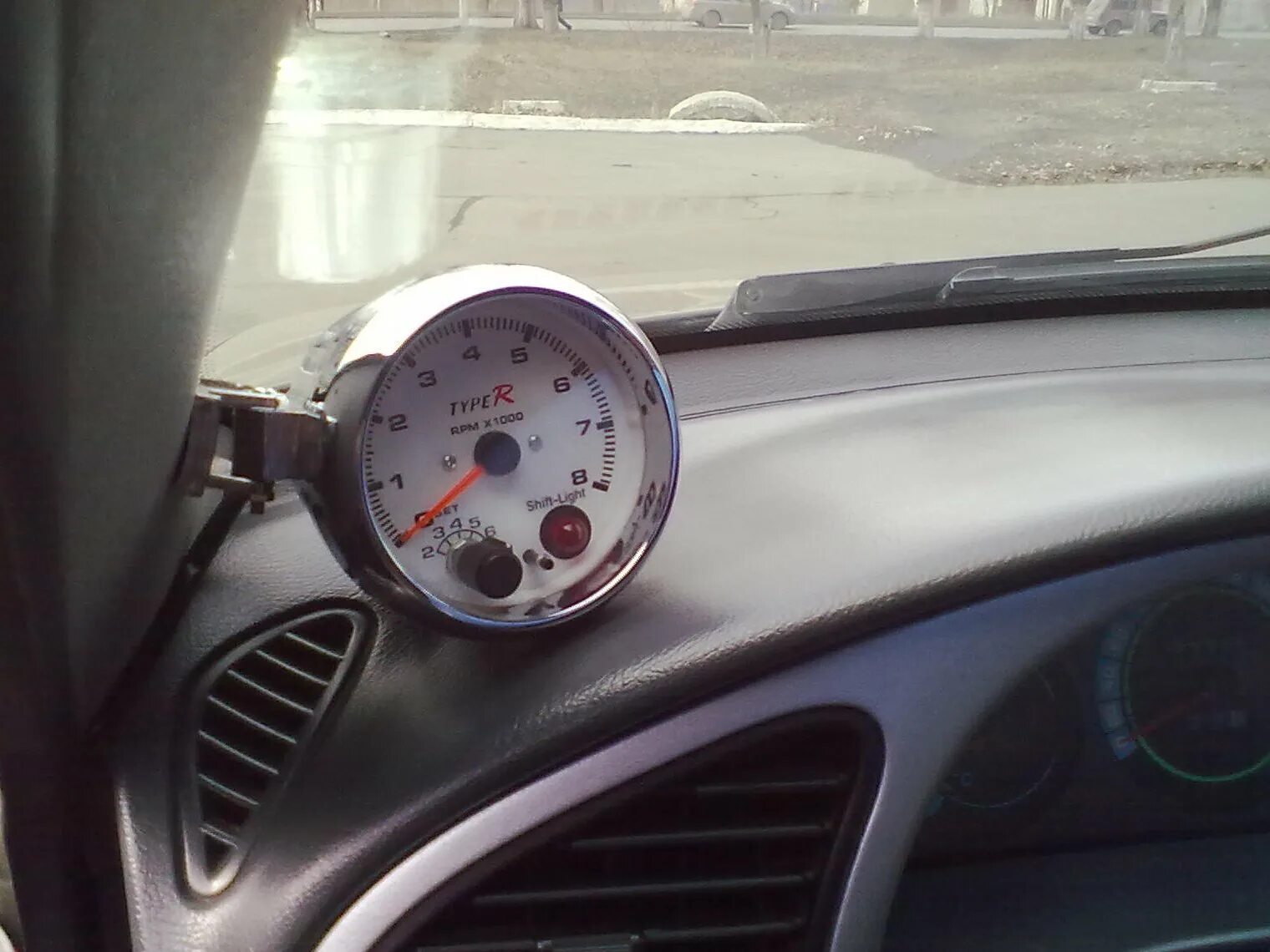 Датчик буст митсубиси л200. Тахометр на ланос. Сенс 1. Тахометр на ланос 1. Тахометр lanos 96218649.