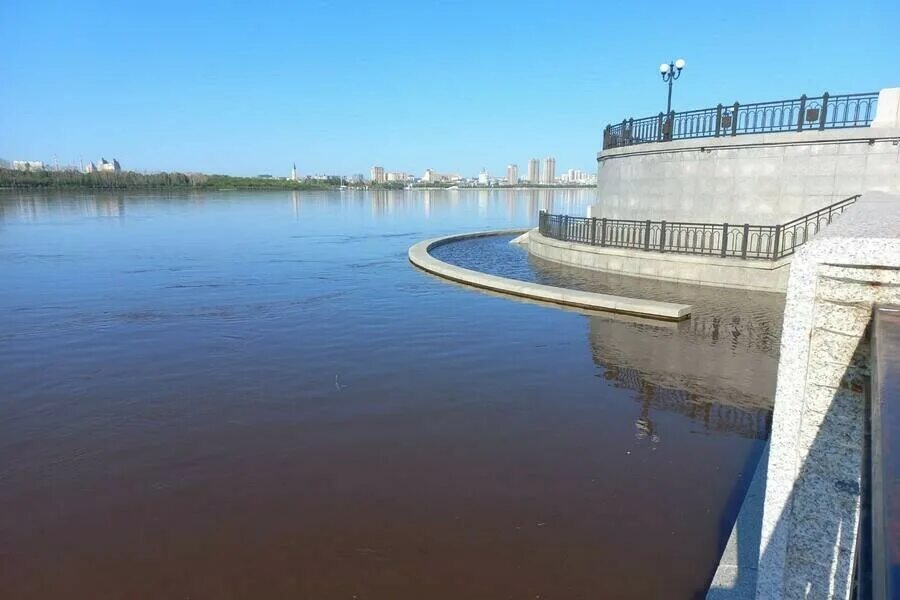 Амур life. Набережная реки Амур Благовещенск. Набережная города Благовещенска Амурской области. Набережная Благовещенска Амурской области 2022. Хэйхэ набережная.