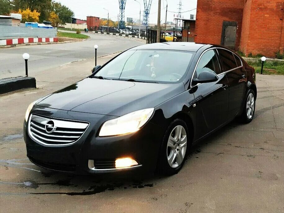 Opel Insignia 2010. Opel Insignia черная. Opel Insignia Turbo 2010. Опель Инсигния 2010 черный.