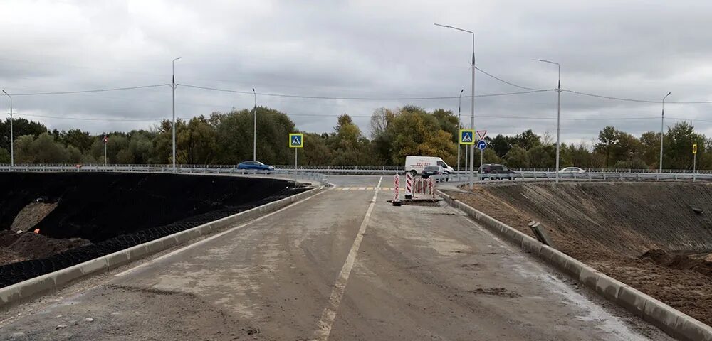 Закрытие дорог в брянской. Брянск дорога. Новая дорога в Брянске. Обвал дороги в Брянске. Новая дорога в Брянске соединяющая Фокинский и Володарский.