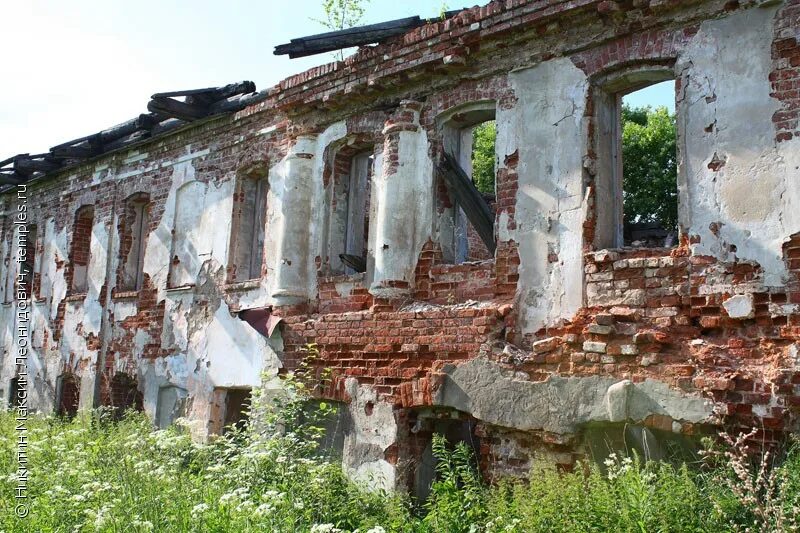 Семигородняя Успенская пустынь. Семигородняя Успенская пустынь Вологодская. Поселок Возрождение Харовский район. Возрождение Семигородняя.