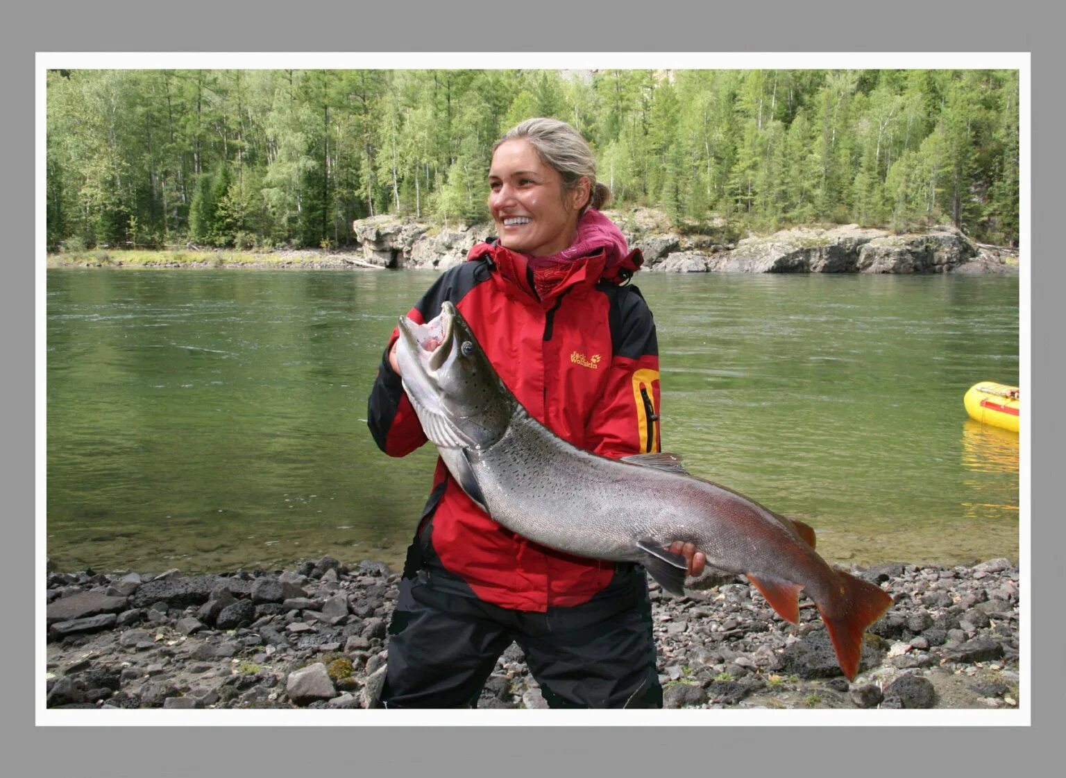 река енисей рыбалка. река подкаменная тунгуска рыбалка. рыбалка на красноярском водохранилище. рыболовство красноярского края. северная рыбалка в красноярске.