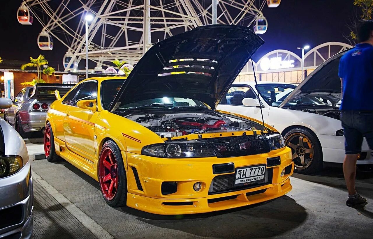 Что такое jdm. Nissan GTR r33 JDM. Nissan Skyline r33. Nissan Skyline r33 JDM. Ниссан Скайлайн 33 JDM.