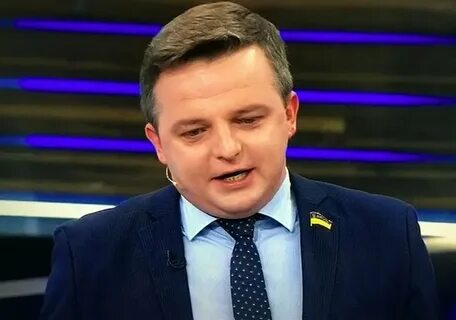 Политолога гордея