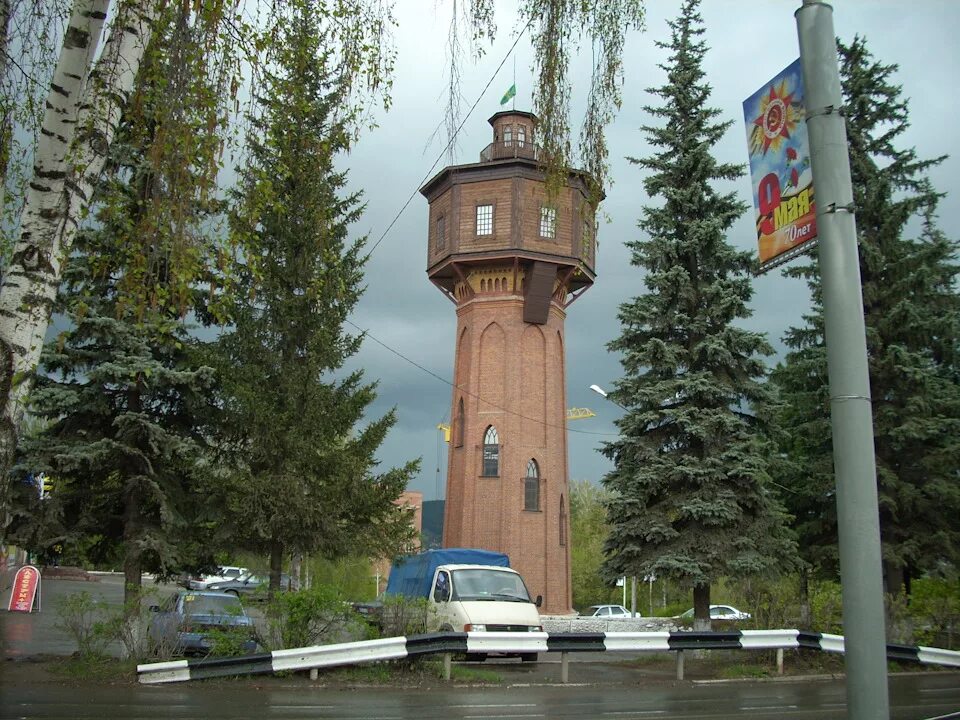 Башня белорецк. Водонапорная башня Белорецк. Башня каланча Белорецк. Водонапорная башня Белорецк Старая. Водонапорная башня Белорецк 2022.