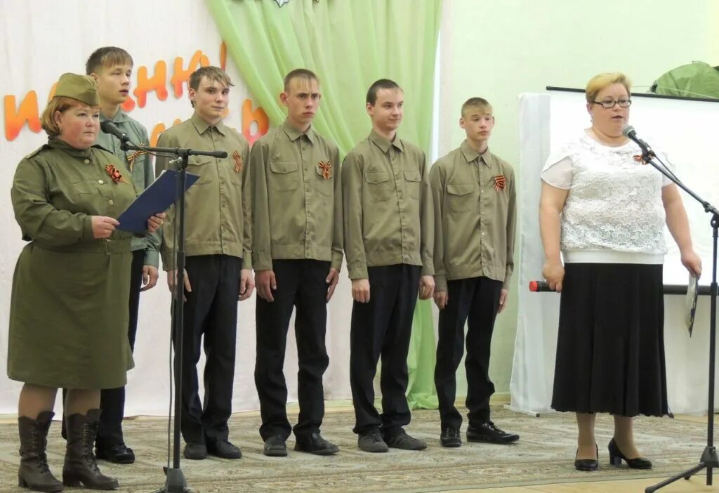 Кадниковский детский дом интернат для умственно. Кадниковский детский дом для умственно отсталых. Кадниковский детский дом интернат для умственно. Кадниковский детский дом вологодская область интернат. Кадниковский детский дом интернат для умственно.