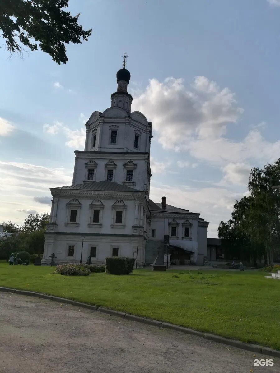 Андроньевская площадь 10 спасо андроников монастырь. Андроньевская площадь 10 музей Рублева. Андрея Рублева храм пл Ильича. Дом Андрея Рублева. Москва, Андроньевская площадь, 10.