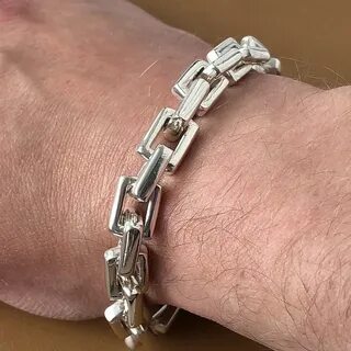 Мужские браслеты из белого золота на руку