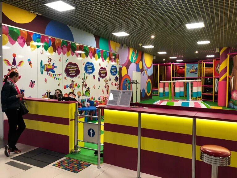 серпухов развлечения для детей. серпухов улица советская парк аттракционов. аквапарк в городе серпухов. детский развлекательный центр серпухов гудландия. детские игровые комнаты в серпухове.