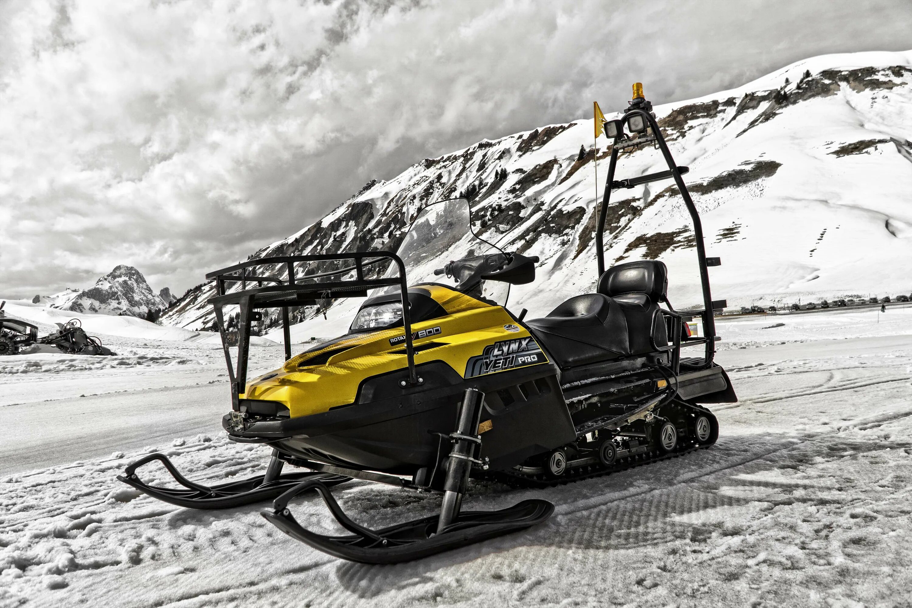 Снегоход «Armada» sr150. Снегоход SNOWFOX 200. Snowmobile – снегоход, аэросани. Снегоход Вольво. Сноумобиле форум