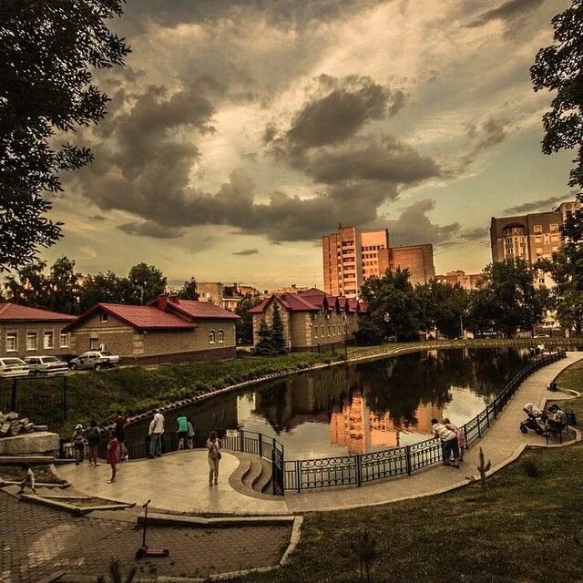 Сад Аксакова. Парк Аксакова Уфа. Парк Аксакова пруд. Сад Аксакова Уфа фото.