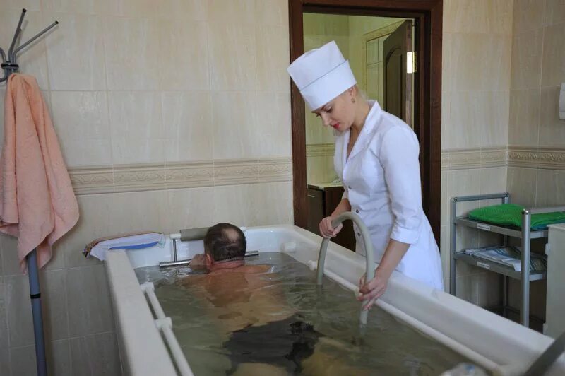 Санаторий караваева. Караваева роща оренбург. железноводск санаторий дубовая роща минеральные ванны. санаторий караваева роща. процедуры санатории дубовая роща.