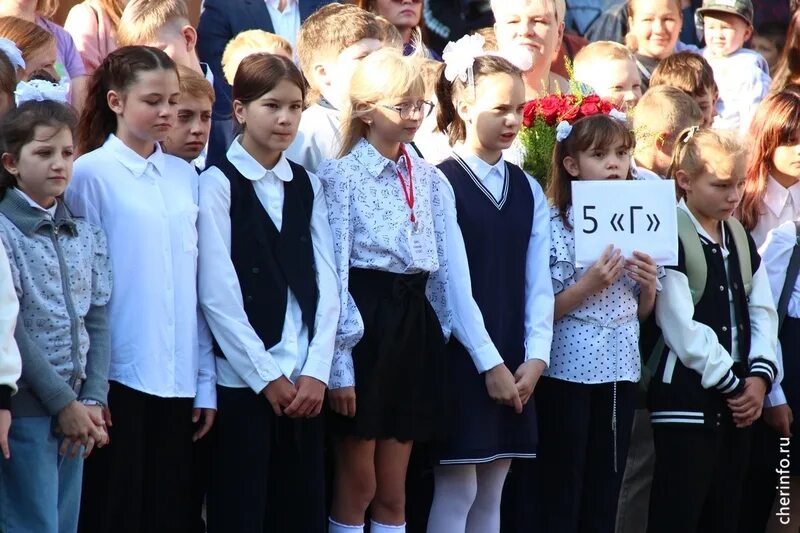 Школы череповца список. 30 шк череповец 1 сент 2018. школа 1 череповец. персонал 21 школы в череповце.