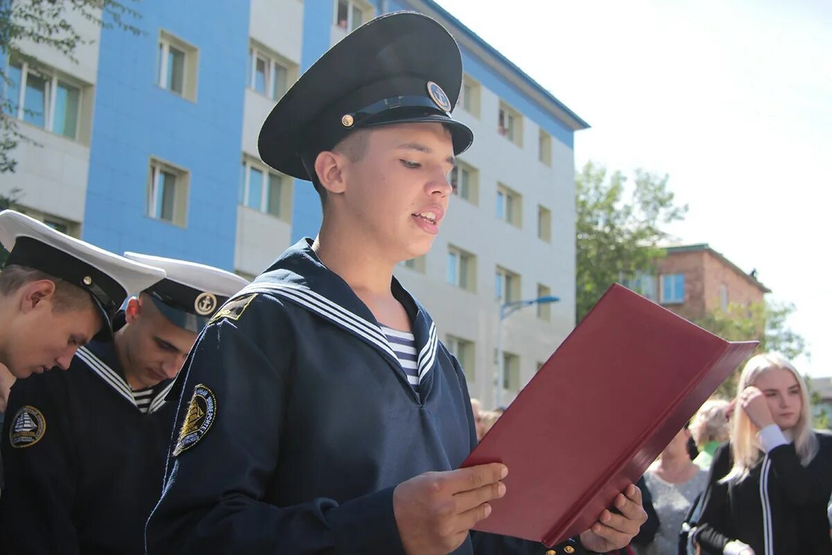 Тобольск колледжи после 9 класса. Тобольск мореходное училище. морской колледж шлиссельбург. мореходное училище холмск. владивостокский морской колледж невельского.