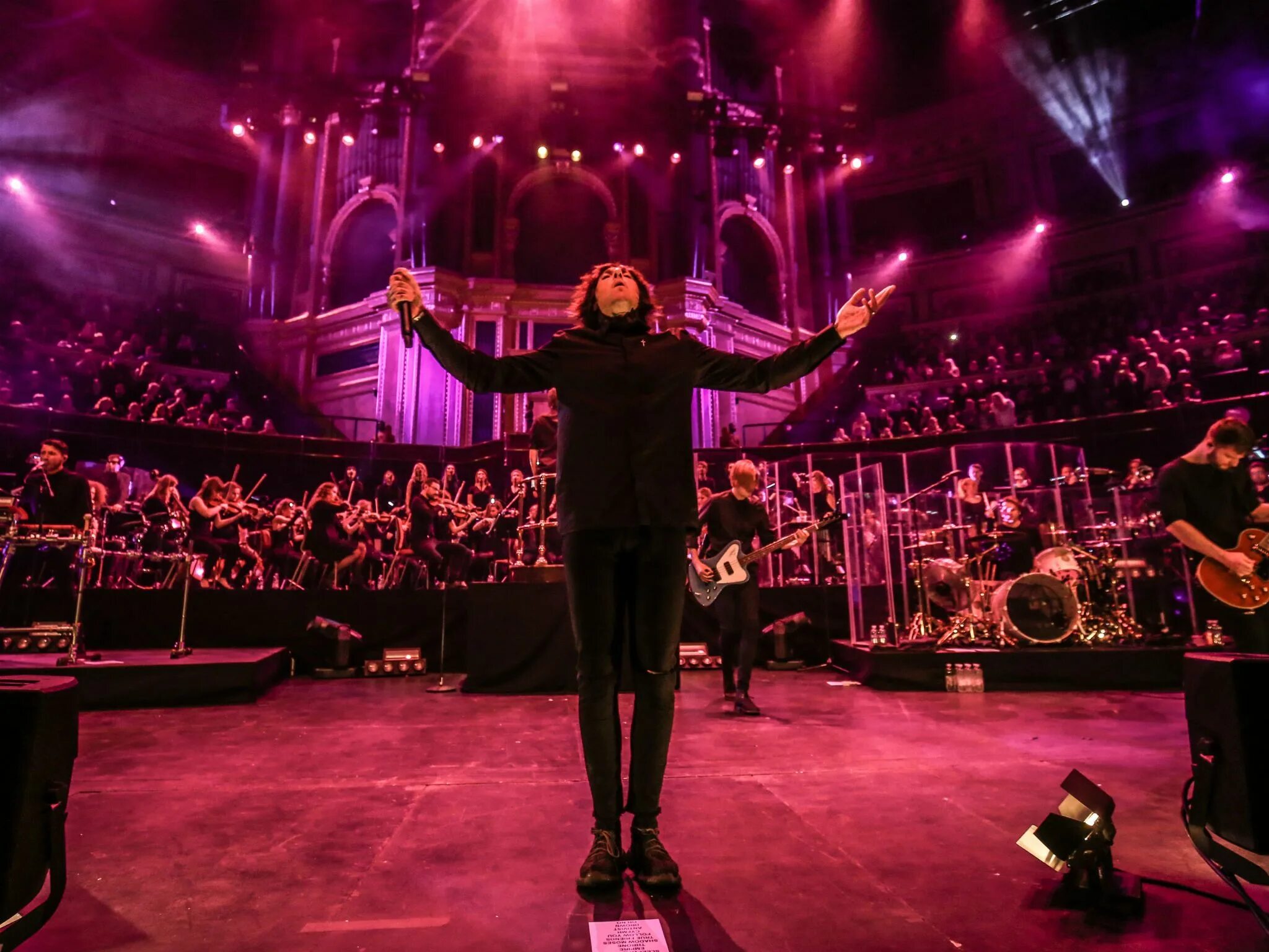 Bring me the horizon live. Bring me the horizon 2022. Bring me the horizon 2013. Bmth концерт. Bring me the horizon concerts.