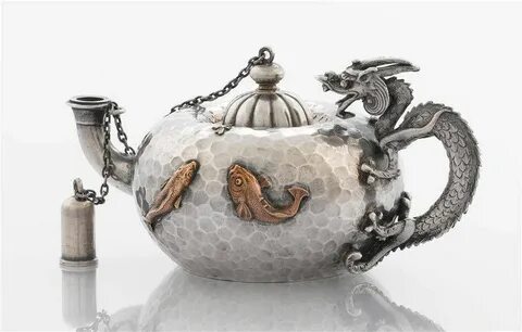 Посуда с драконом