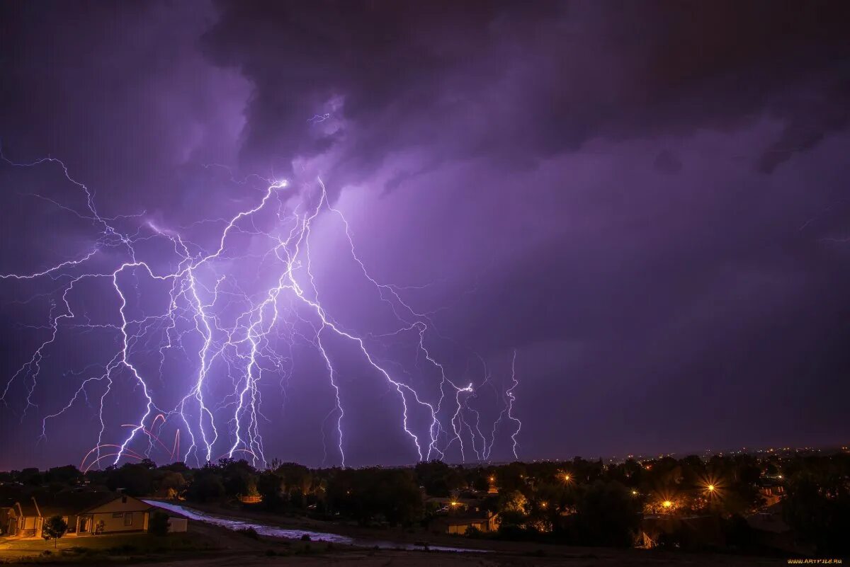 гроза в баку. гроза и дождь. молния. белград грозы. грози фото.
