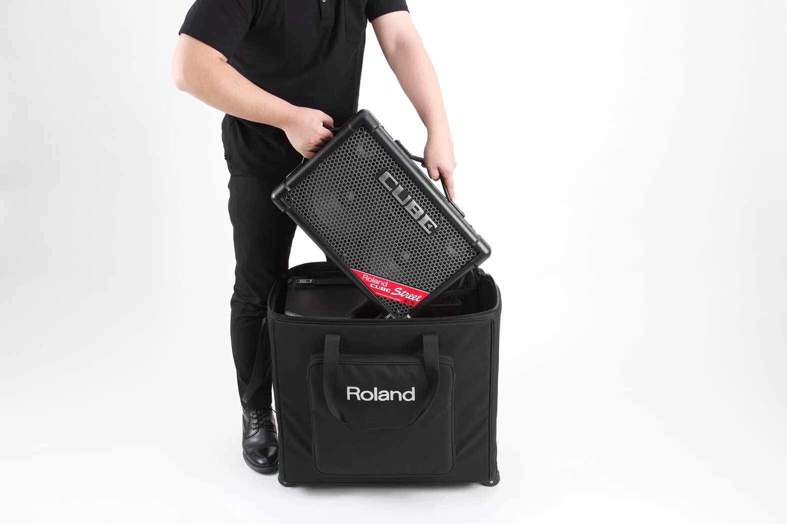 Roland cube ex. Комбоусилитель Roland Cube Street ex. Чехол Roland Cube Street ex. Roland Cube ex сумка. Roland Cube Street ex Bag.