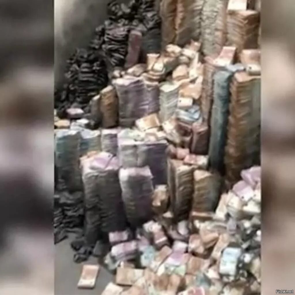 Смотрите видео "В сарае у Арашуковых пытались сжечь деньги." в ОК. Плеер Видео