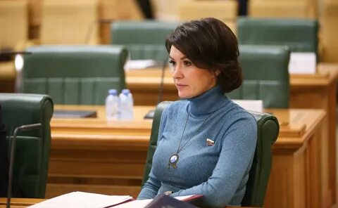 Перестать ориентировать девушек на получение высшего образования