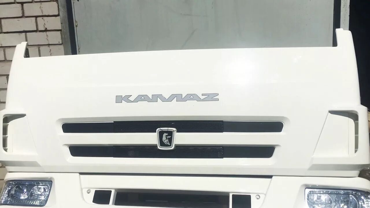 Капот камаз 6520