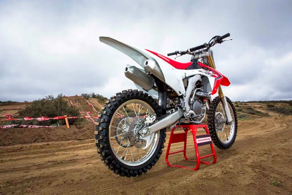 Кроссовый мотоцикл Honda crf250r. Honda CRF 250. Honda CRF 250 2014. Honda crf250r 2014. Honda crf 250r