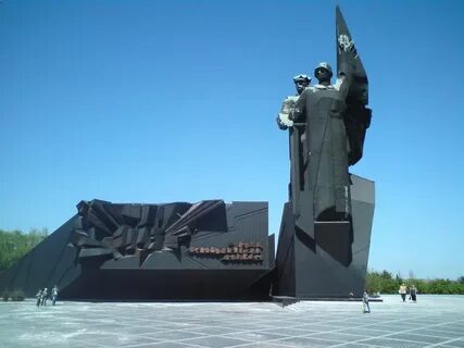 Памятник освободителям донбасса